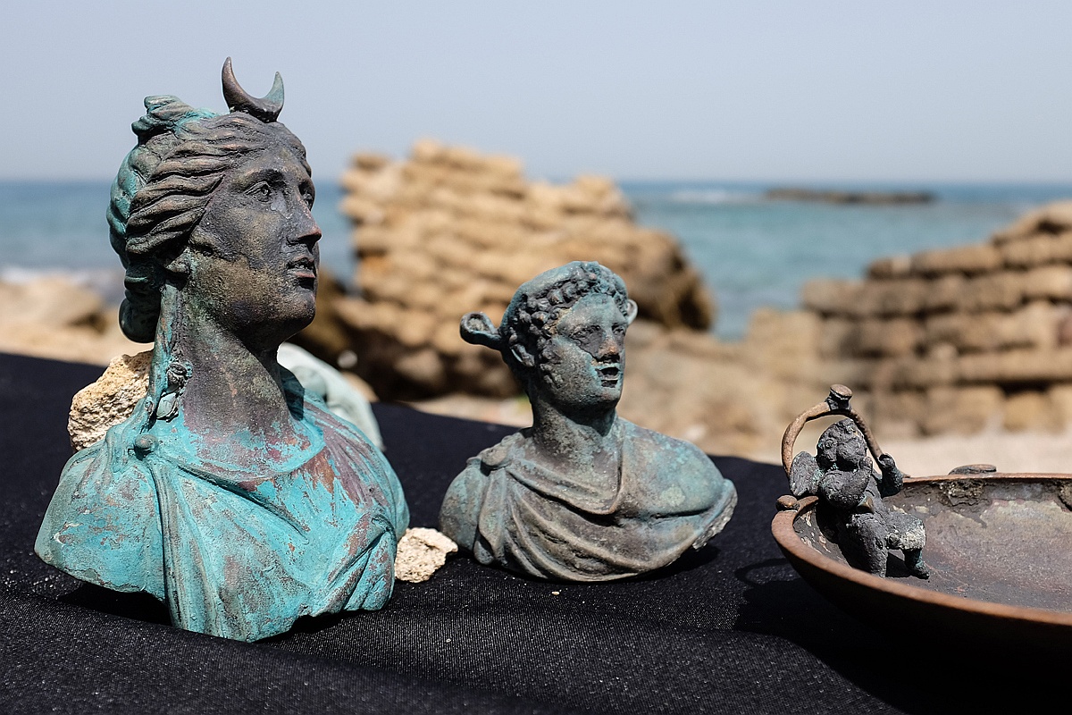 Marea Mediterană Dezvăluie Comori Istorice Vechi De Peste 2.000 De Ani, Scufundate În Fața Orașului Alexandria