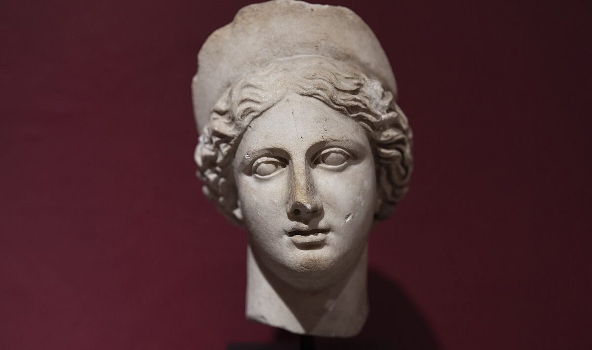 Sculpturi
