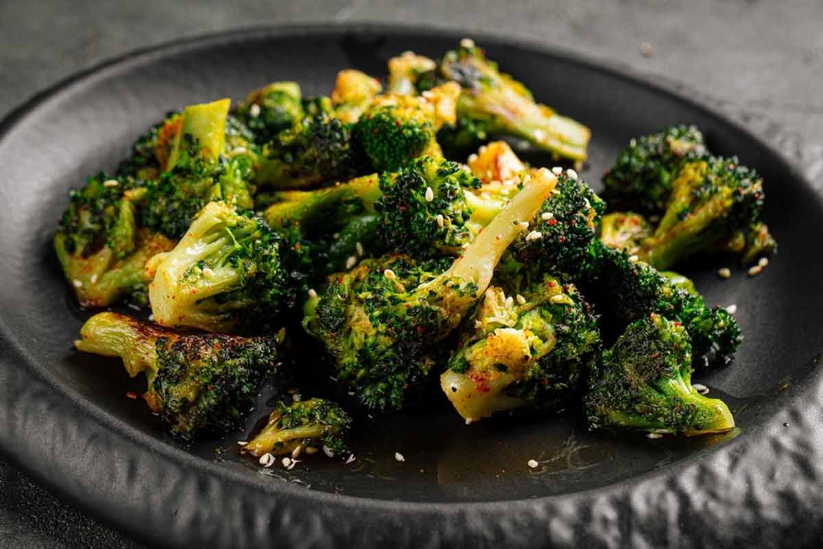 Nu Fierbeți Niciodată Broccoli Sau Conopida, Deoarece Sunt Mai Gustoase Și Mai Puțin Mirositoare Dacă Sunt Gătite Cu Un Singur Ingredient.