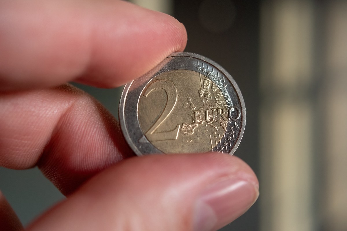O Monedă De 2 Euro Veche De 10 Ani Ajunge La Sute De Euro Pe Piața Numismatică