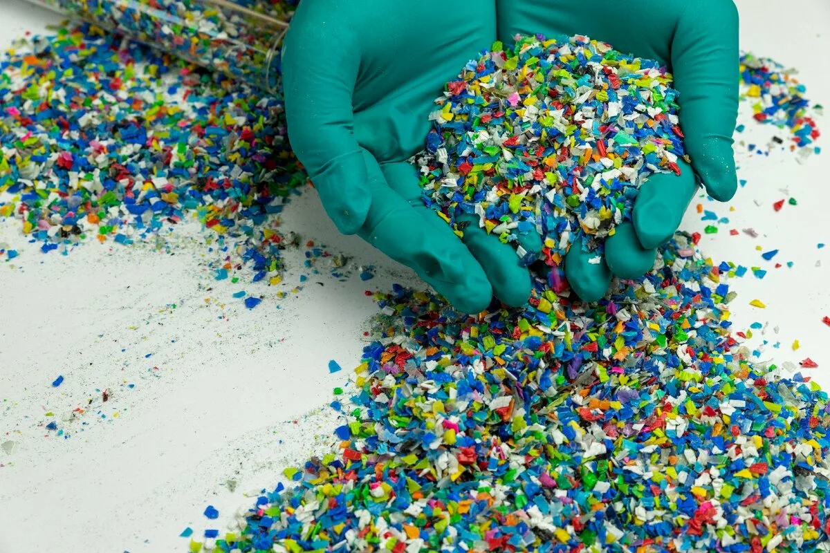 Oamenii De Știință Transformă Deșeurile Plastice În Materiale Eficiente Pentru Captarea Co2