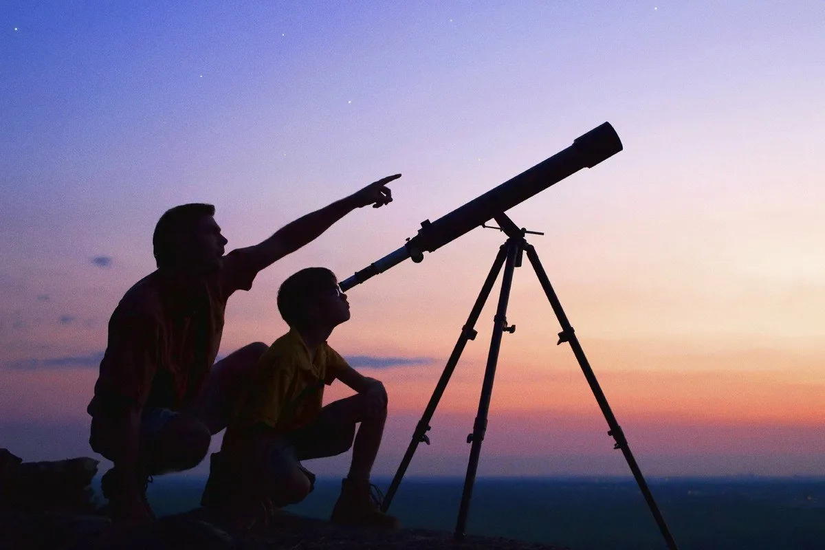 Singura Ta Șansă De A Vedea „Cometa Cu Coada De 10 Luni” Vine În Octombrie Și Nu Se Va Mai Repeta În Următorii 20.000 De Ani