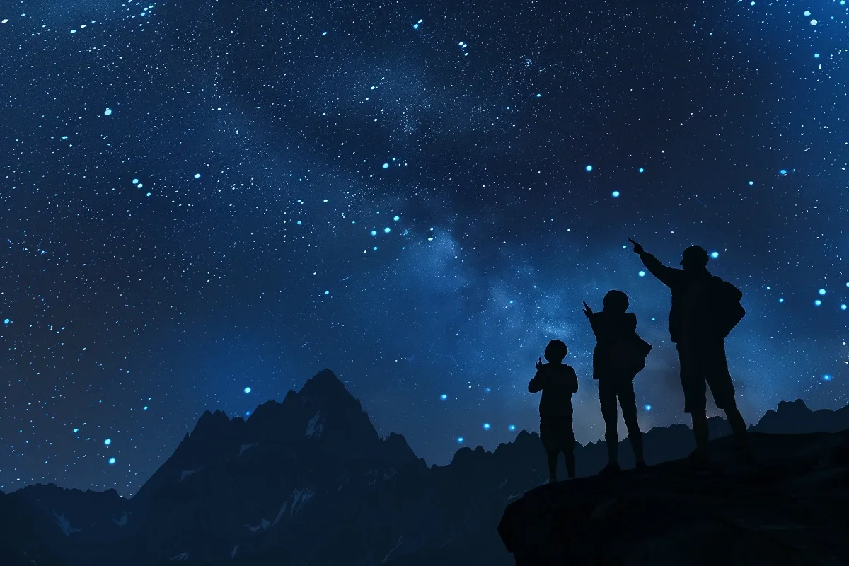 Evenimentul Astronomic Al Anului: Cea Mai Strălucitoare Cometă Din 2025 Va Putea Fi Observată Cu Ochiul Liber Începând Din Octombrie