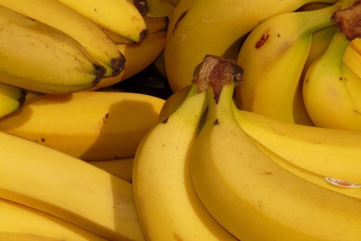 Coji De Banana Con Vinagre: Pentru Ce Servește Acest Amestec Viral Indispensabil Pentru Gospodărie